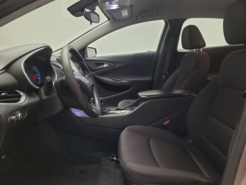 Used 2023 Chevrolet Malibu LS FWD image 17