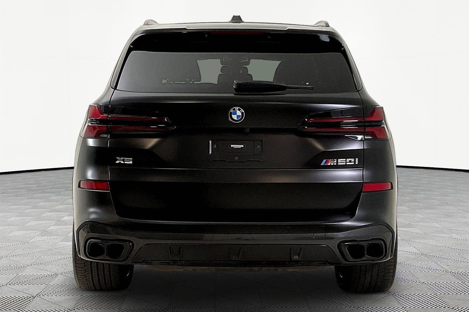 Used 2024 BMW X5 M60i AWD/4WD image 5