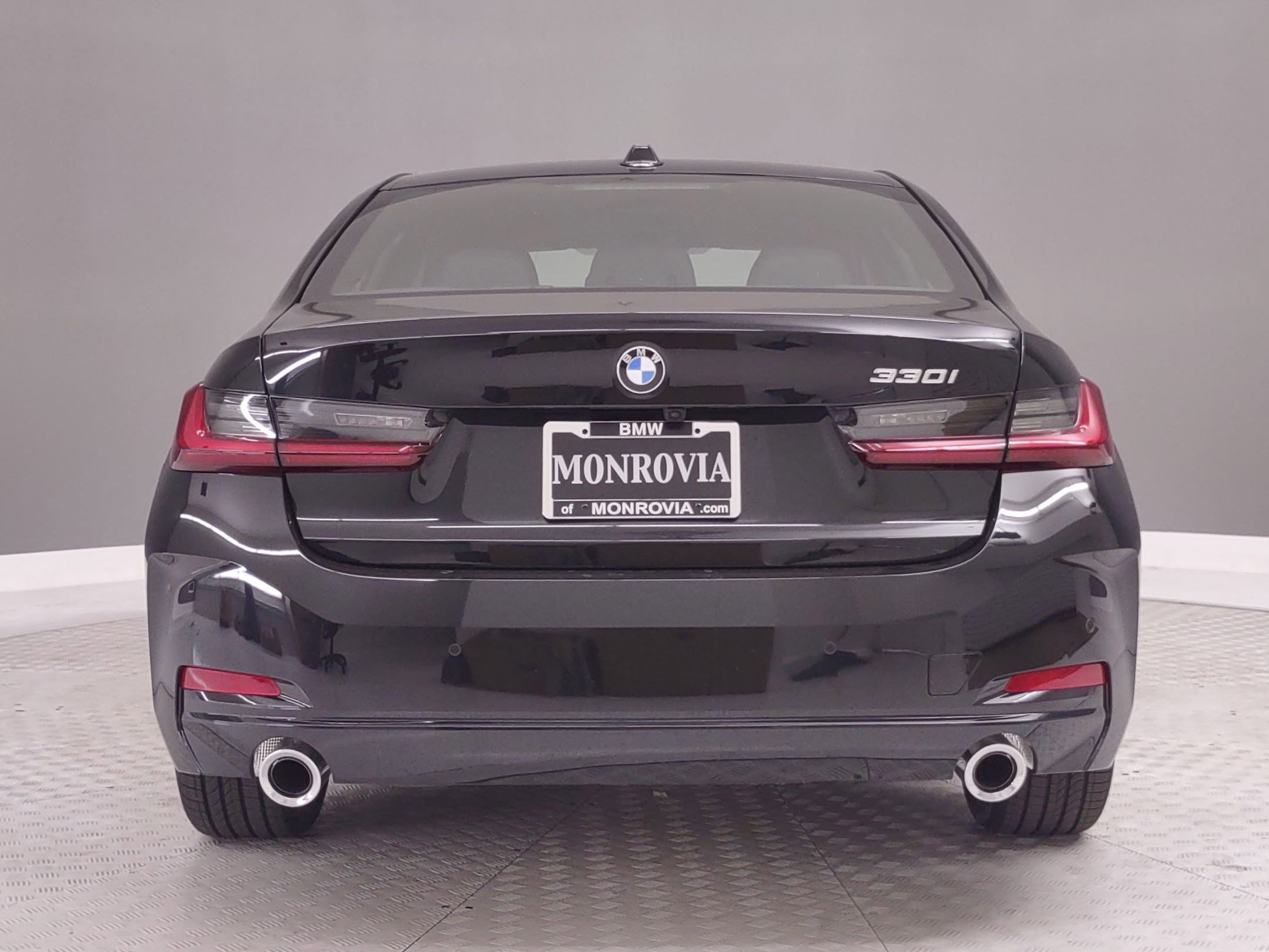 New 2026 BMW 330i Sedan w/ Convenience Package image 8