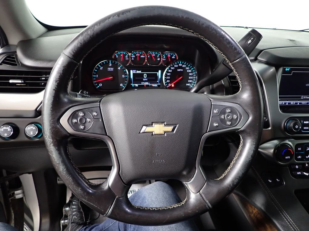 Used 2019 Chevrolet Suburban LT AWD/4WD image 28