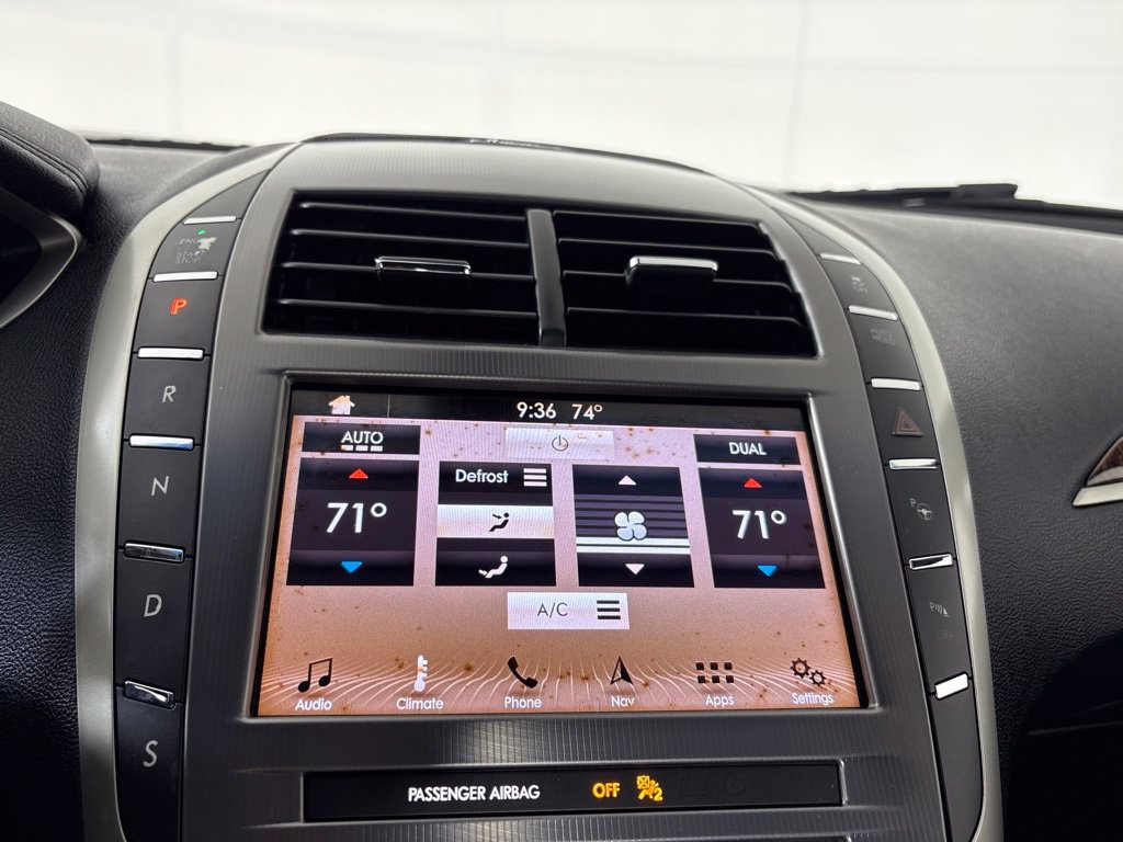Used 2018 Lincoln MKZ Reserve w/ Technology Package FWD image 29