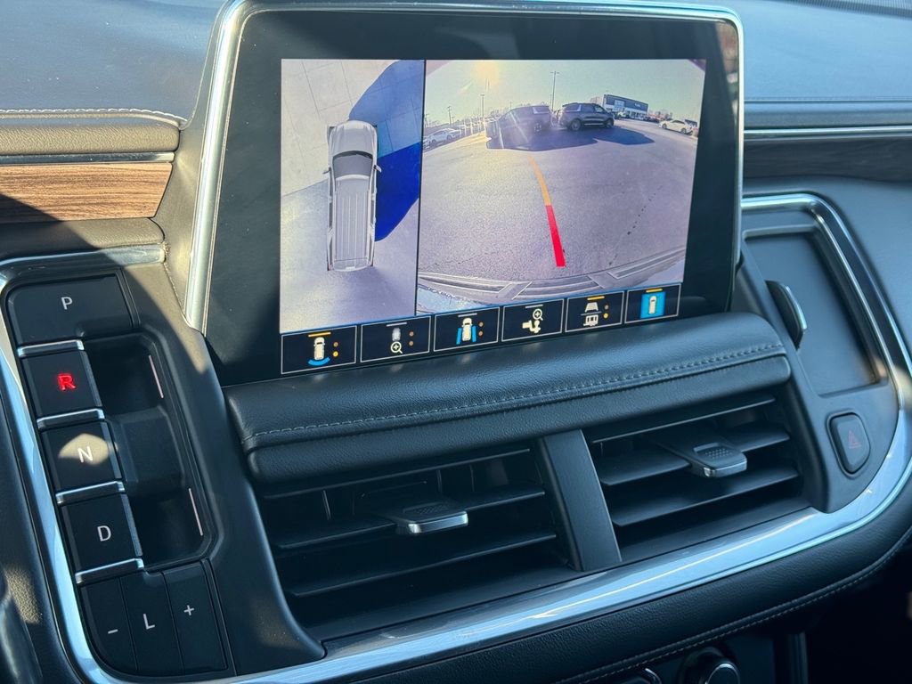 Used 2021 Chevrolet Tahoe Z71 w/ Z71 Off-Road Package image 27