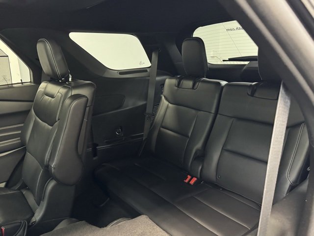 Used 2021 Ford Explorer ST w/ ST Street Pack image 32