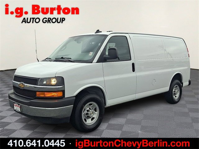 Certified 2024 Chevrolet Express 2500 w/ Driver Convenience Package image 3