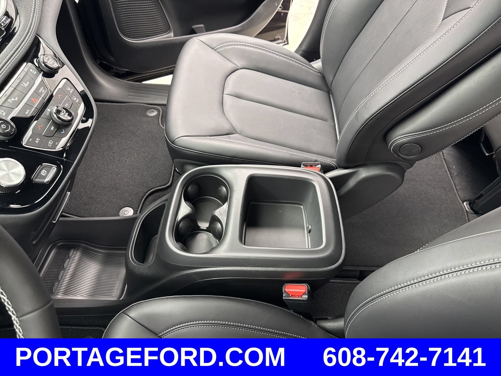 New 2026 Chrysler Pacifica Select w/ S Appearance Package FWD image 22