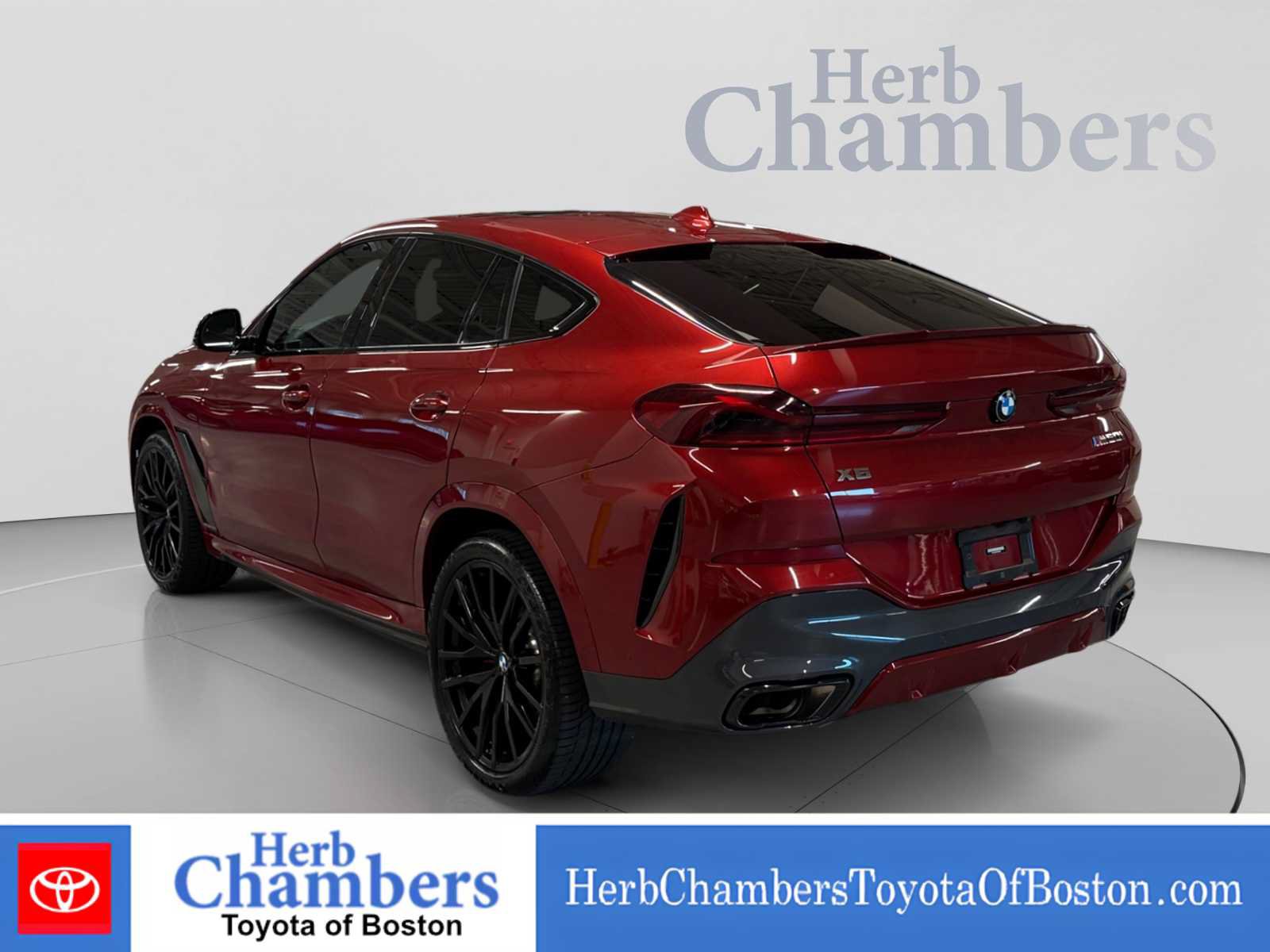 Used 2023 BMW X6 M50i AWD/4WD image 3