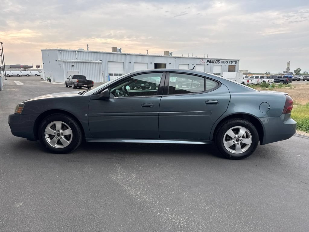 Used 2006 Pontiac Grand Prix w/ Security Package FWD image 6