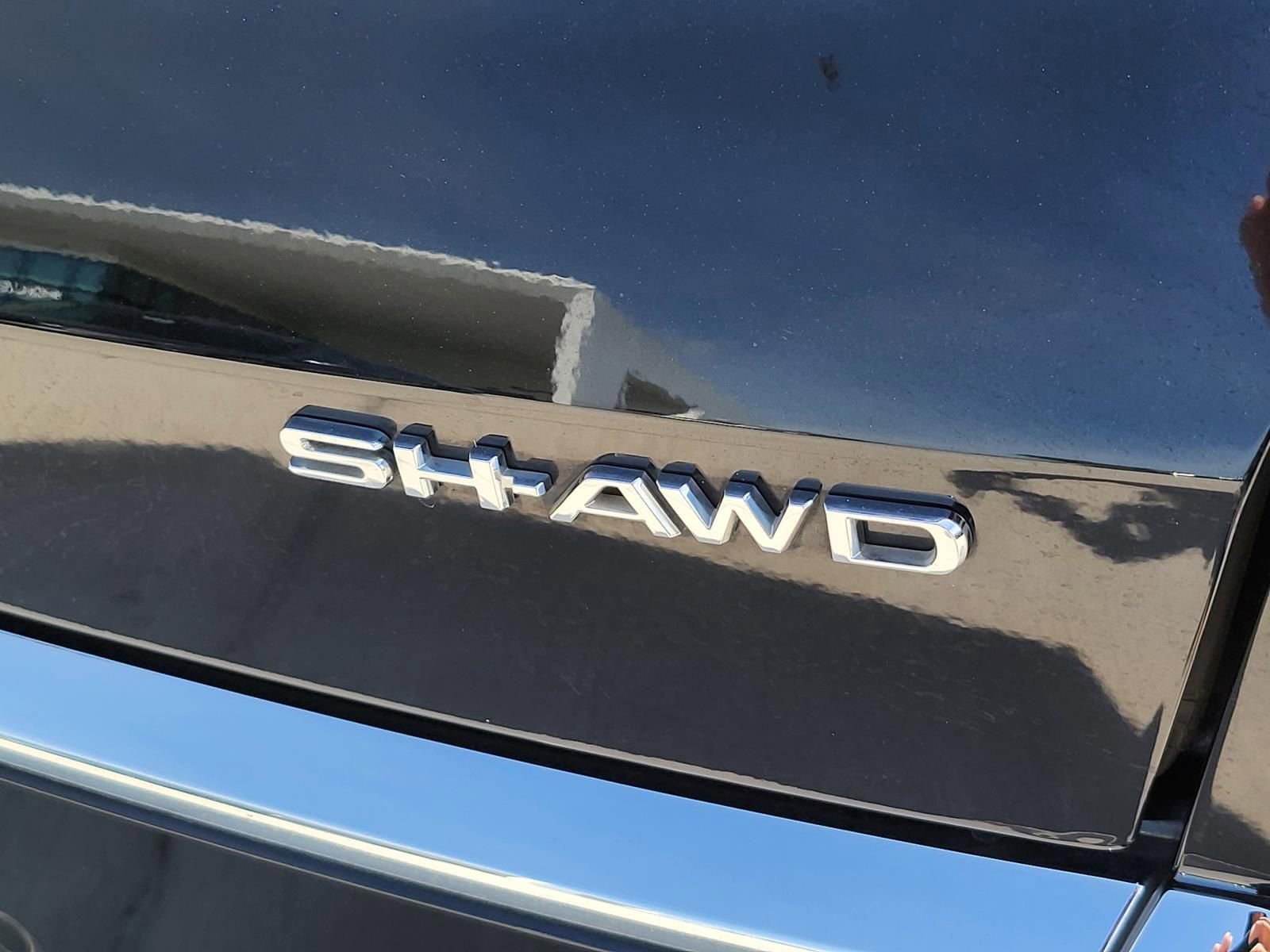 Used 2025 Acura MDX SH-AWD w/ Advance Package image 6