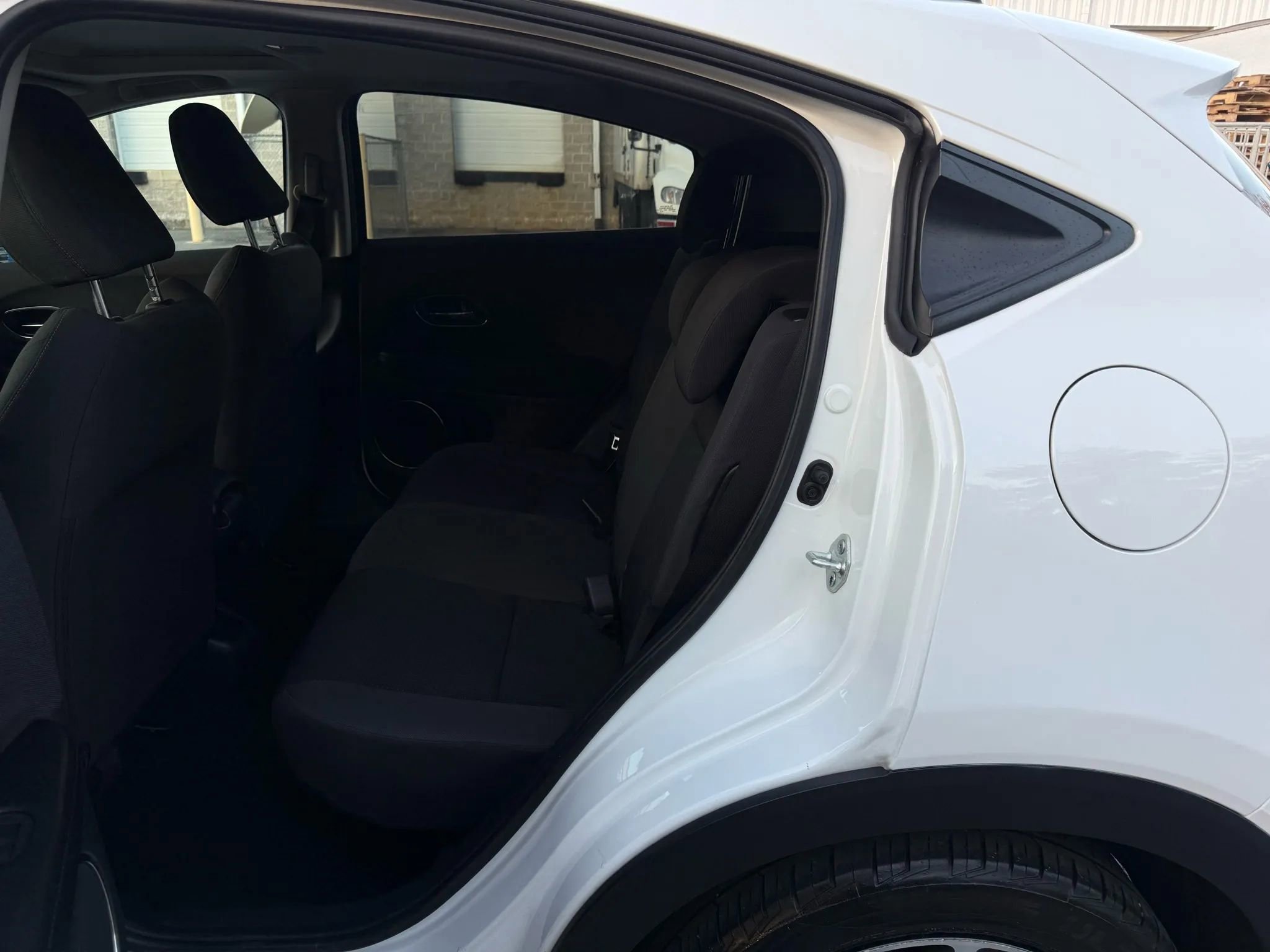 Used 2022 Honda HR-V EX image 18