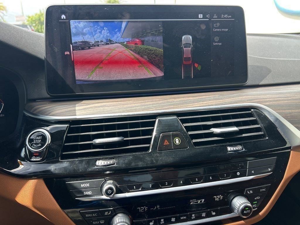 Used 2022 BMW 530i w/ M Sport Package image 16