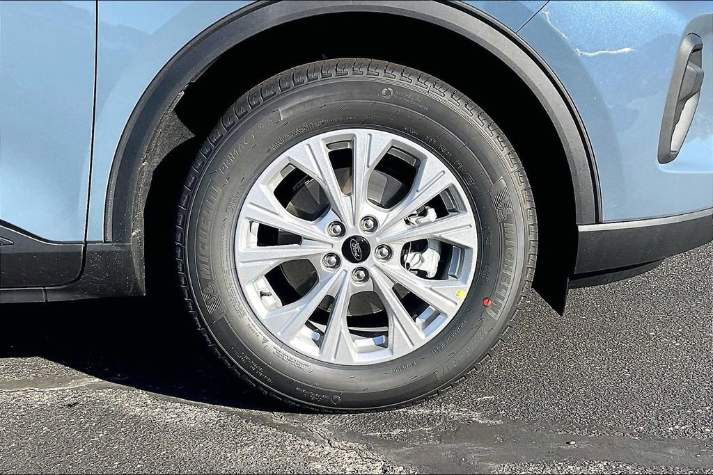 New 2026 Ford Escape Active image 12