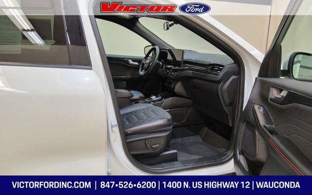 Used 2023 Ford Escape ST-Line Elite w/ Premium Technology Package image 16