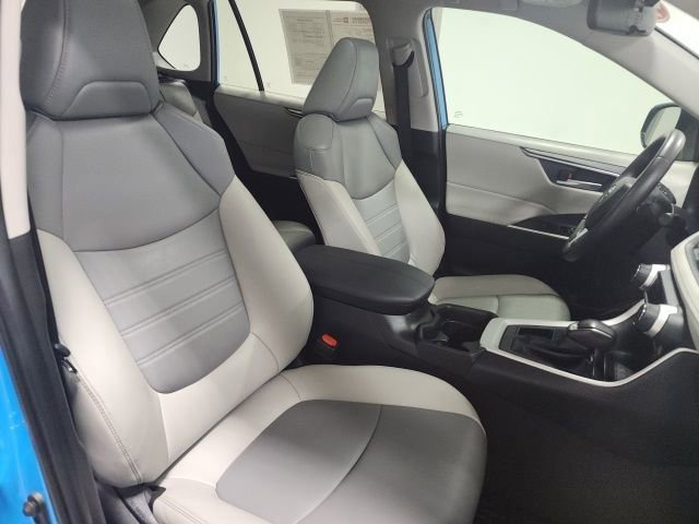 Certified 2021 Toyota RAV4 XLE Premium image 17