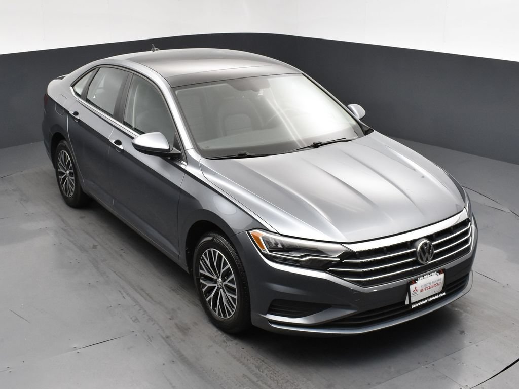 Used 2021 Volkswagen Jetta SE FWD image 17