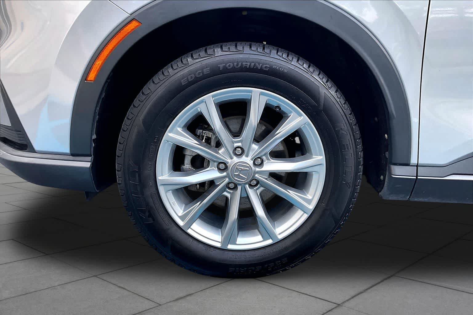 Used 2024 Honda CR-V EX image 11