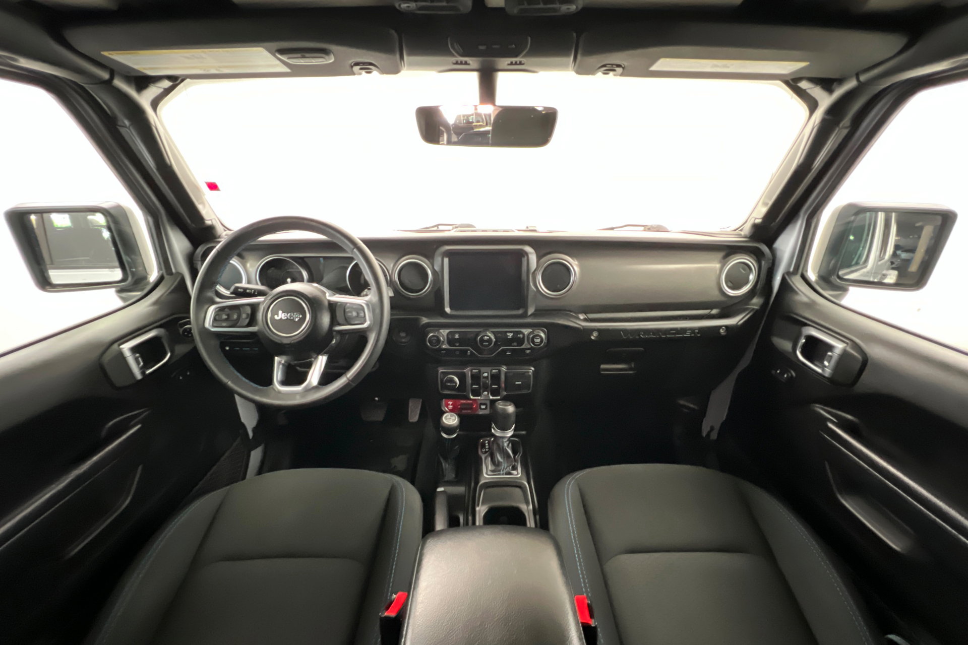 Used 2023 Jeep Wrangler Unlimited Rubicon 4xe w/ Steel Bumper Group image 9