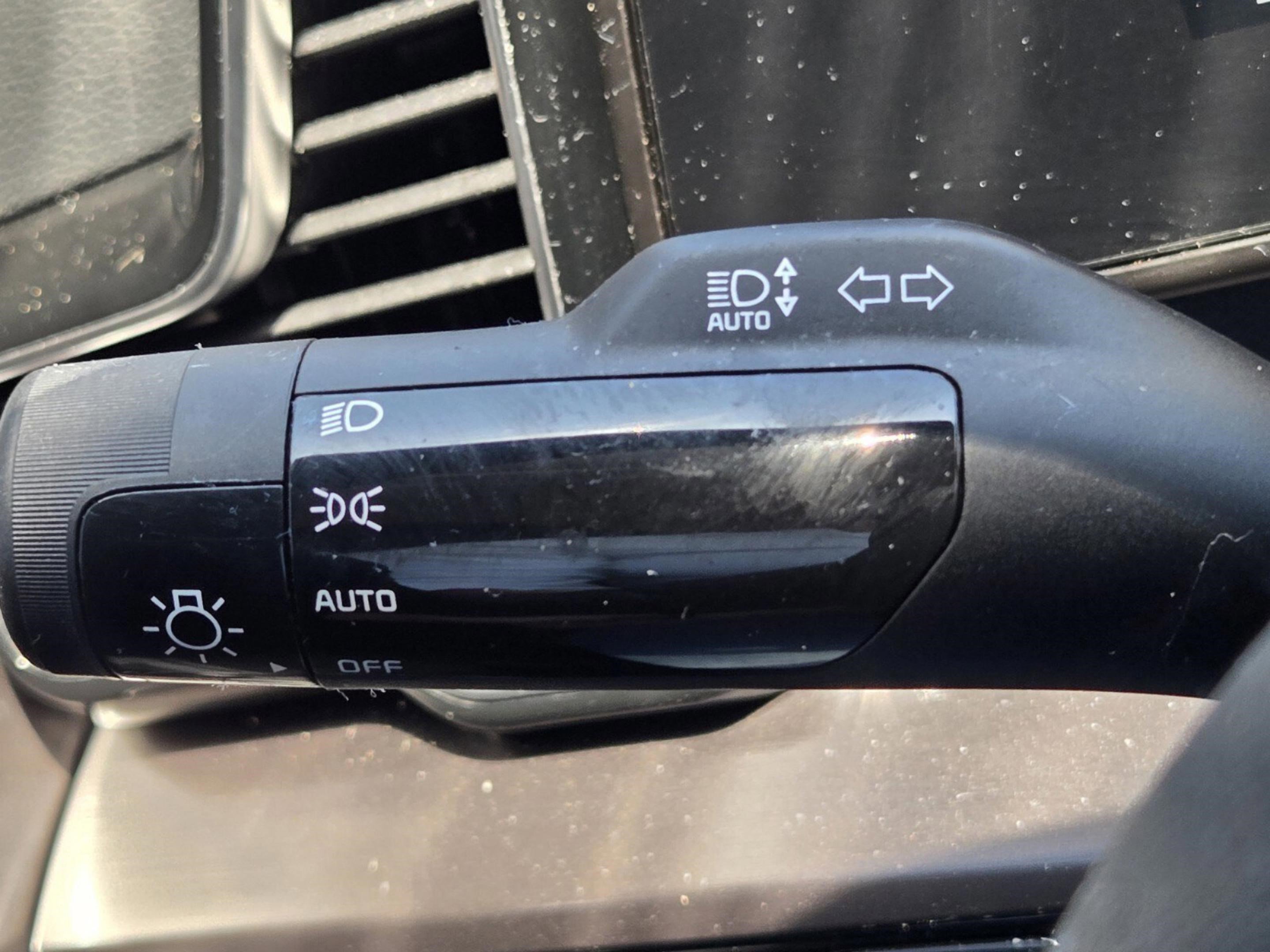 Used 2024 Kia Sportage EX image 47