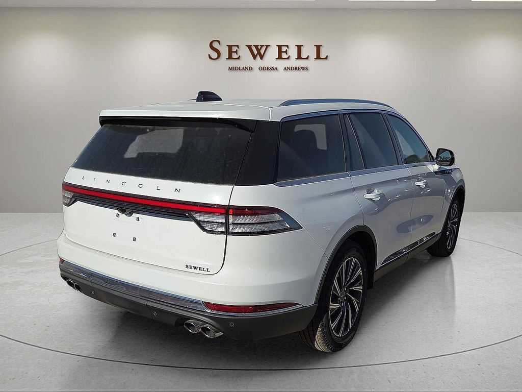 New 2026 Lincoln Aviator 2WD image 4