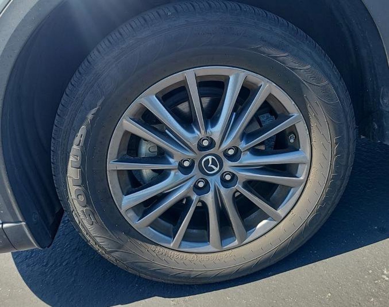Used 2019 MAZDA CX-5 Touring FWD image 6