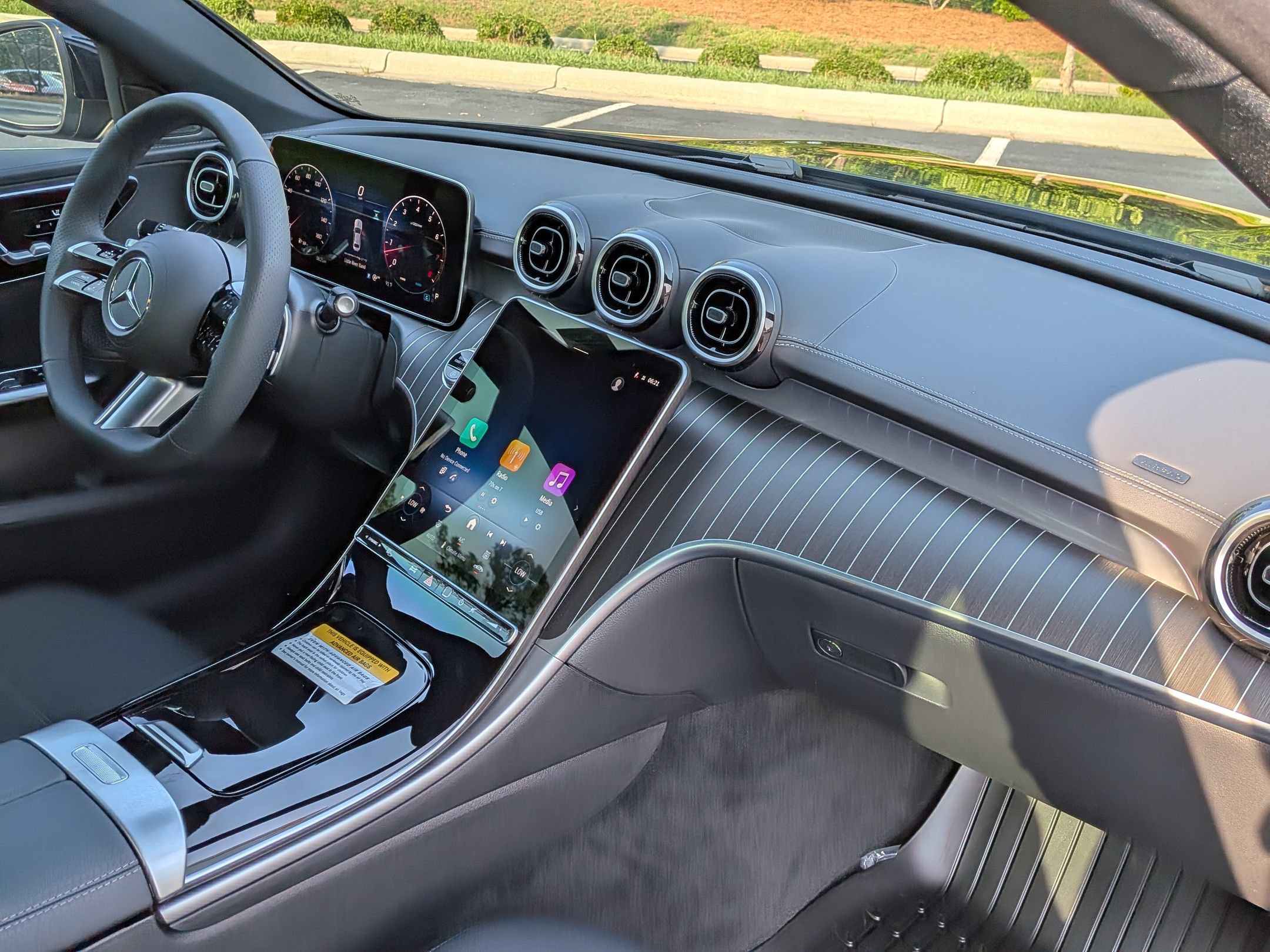 New 2026 Mercedes-Benz C 300 4MATIC Sedan image 32