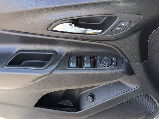 Used 2024 Chevrolet Equinox LT image 18