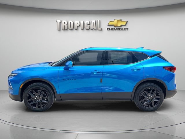 New 2026 Chevrolet Blazer LT FWD image 2