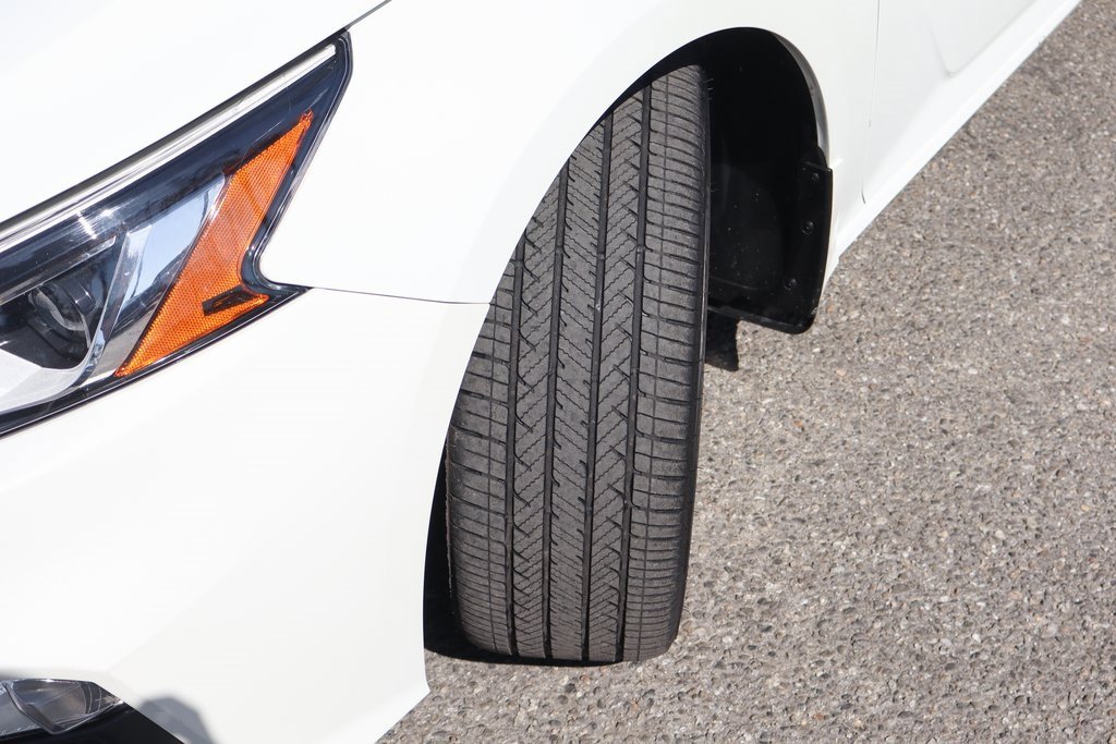 Used 2022 Nissan Altima 2.5 SR image 38