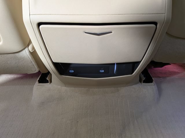 Certified 2024 Cadillac Escalade Premium Luxury AWD/4WD image 29