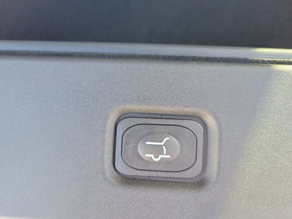 New 2025 Ford Expedition Active image 11