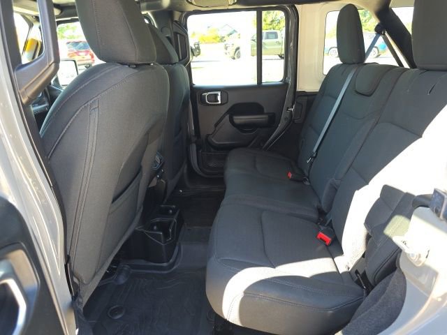 Used 2021 Jeep Wrangler Unlimited Sport image 25