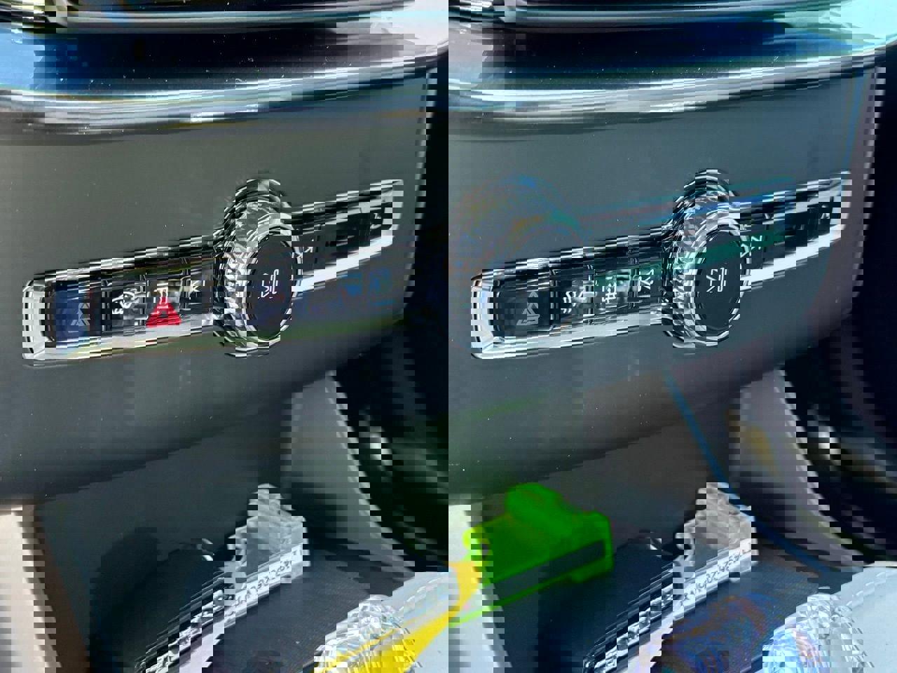 New 2026 Volvo XC90 B6 Ultra w/ Lounge Package image 17