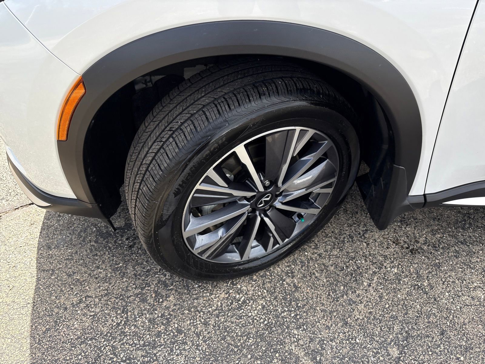 Certified 2026 INFINITI QX60 Luxe w/ Cargo Package image 27