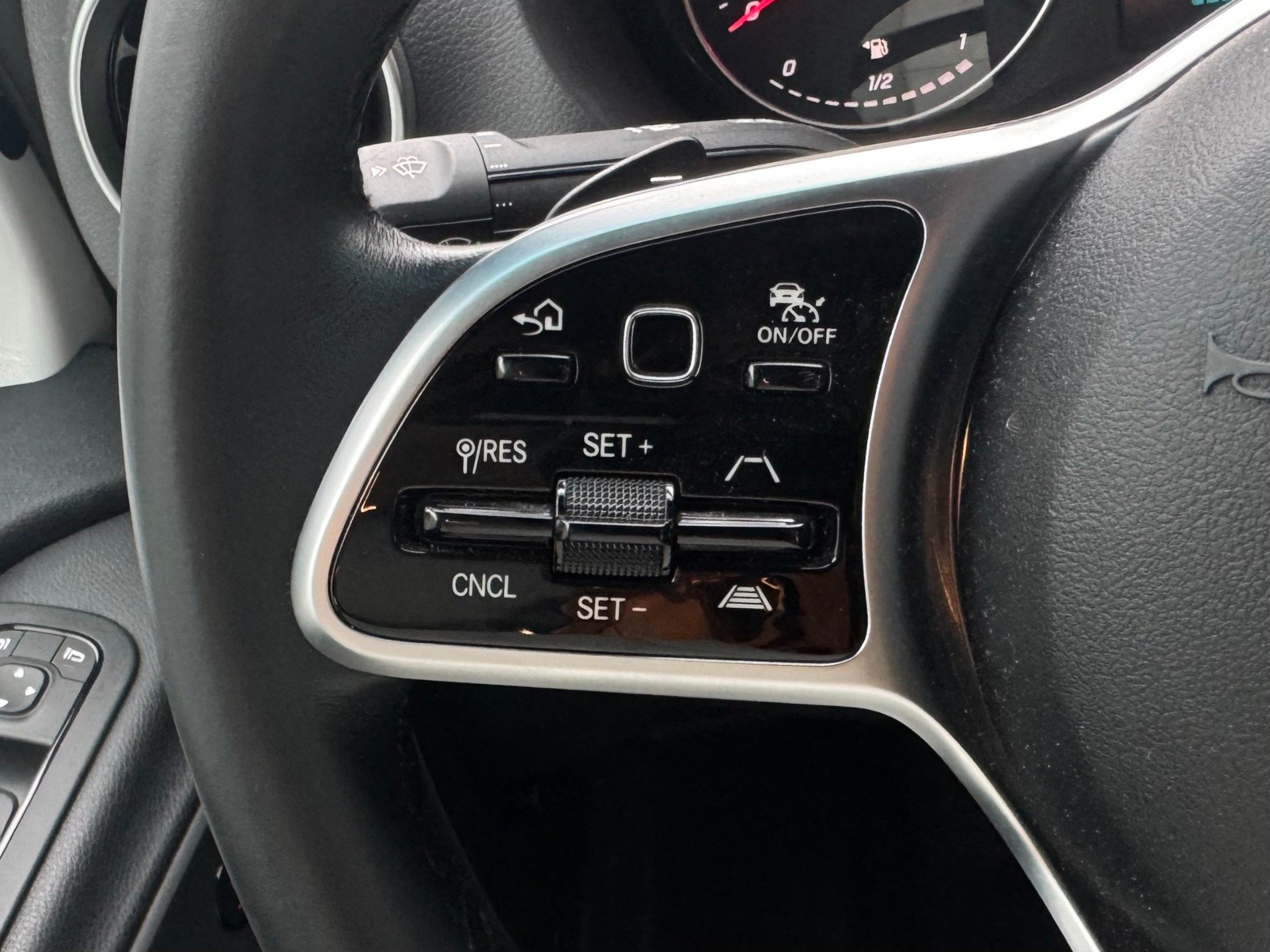 Used 2020 Mercedes-Benz Sprinter 3500 image 87