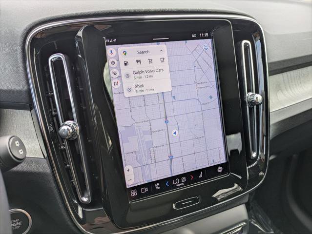 Used 2025 Volvo XC40 B5 Core w/ Protection Package Premier image 18