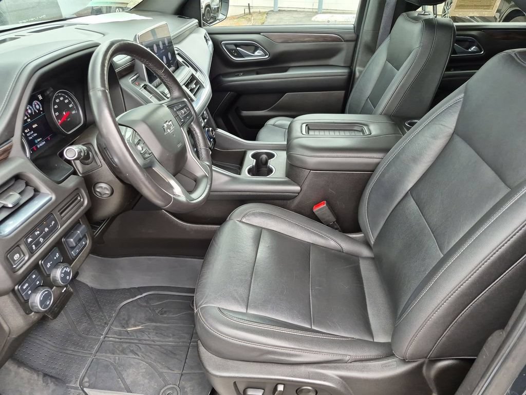 Used 2021 Chevrolet Tahoe Z71 w/ Z71 Off-Road Package AWD/4WD image 12