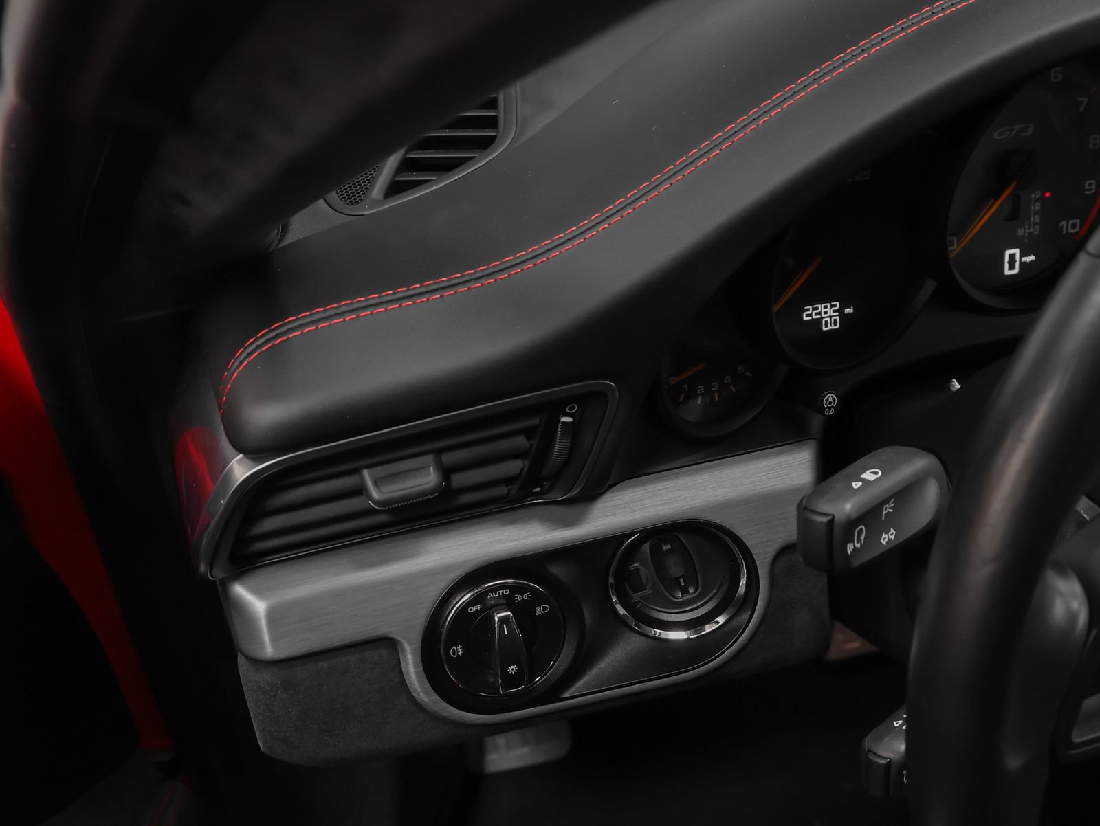 Certified 2018 Porsche 911 GT3 image 46