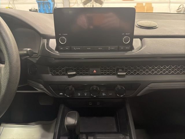 Used 2023 Honda Accord EX image 19