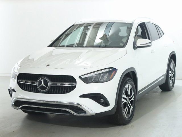 Used 2025 Mercedes-Benz GLA 250 4MATIC image 1