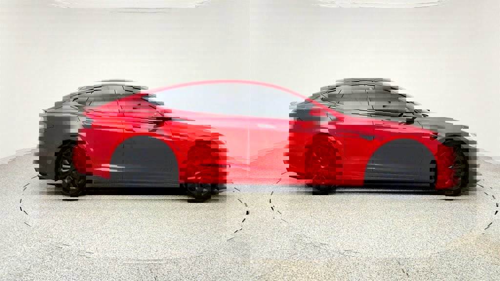 Used 2021 Tesla Model S Plaid image 4