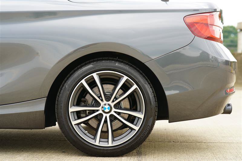 Used 2019 BMW 230i Convertible w/ Premium Package RWD image 29