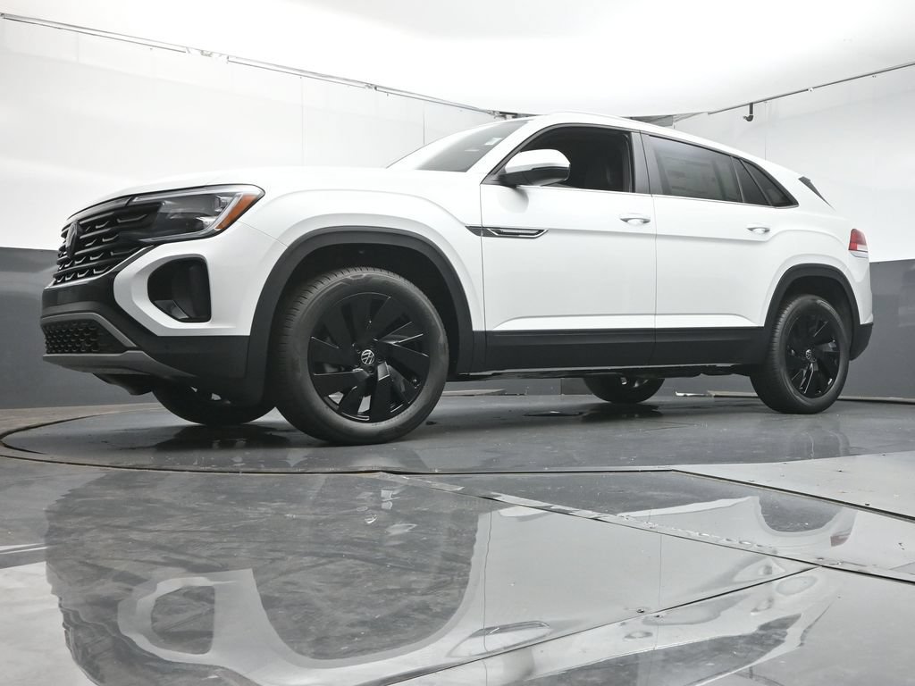 New 2026 Volkswagen Atlas Cross Sport SE FWD image 39