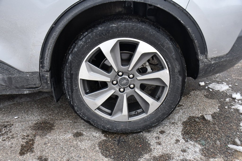 Used 2024 Ford Escape Platinum image 21