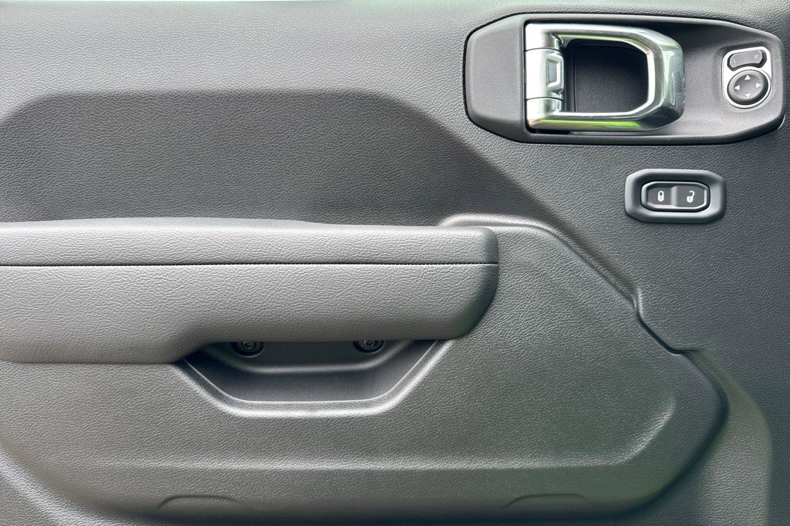 New 2025 Jeep Wrangler Sport S image 8