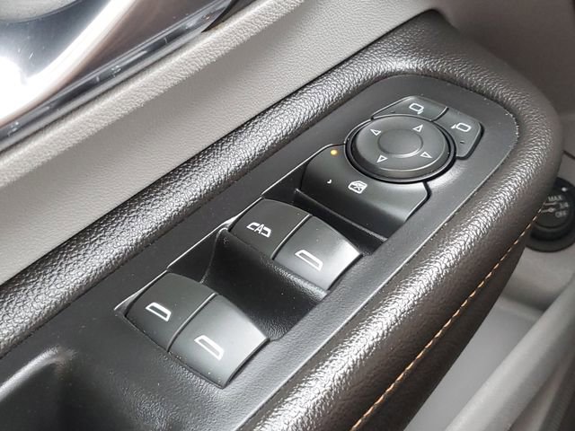 Used 2019 GMC Terrain SLT w/ Preferred Package image 25