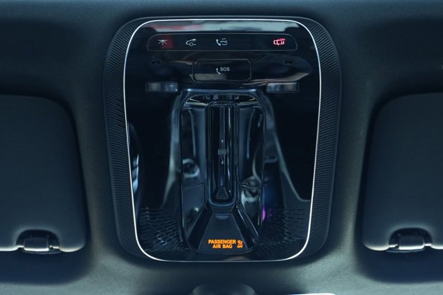 Certified 2025 Mercedes-Benz GLC 43 AMG 4MATIC image 33