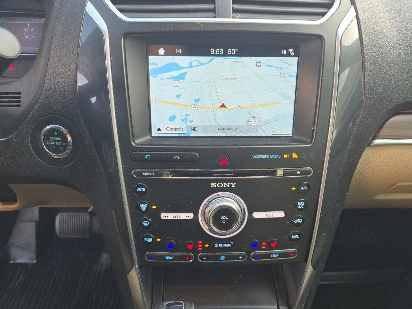 Used 2017 Ford Explorer Limited image 23