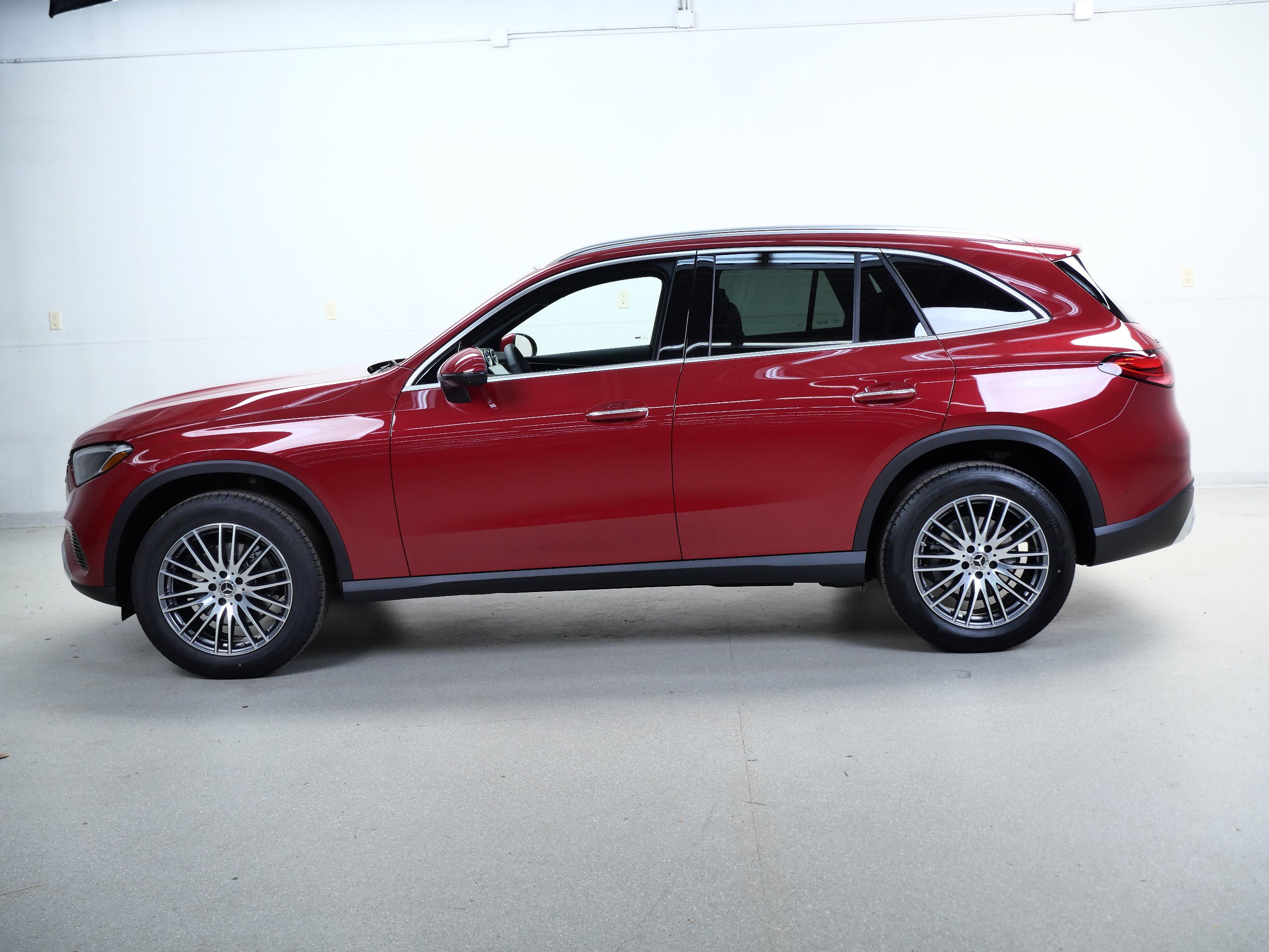 New 2026 Mercedes-Benz GLC 300 4MATIC image 5