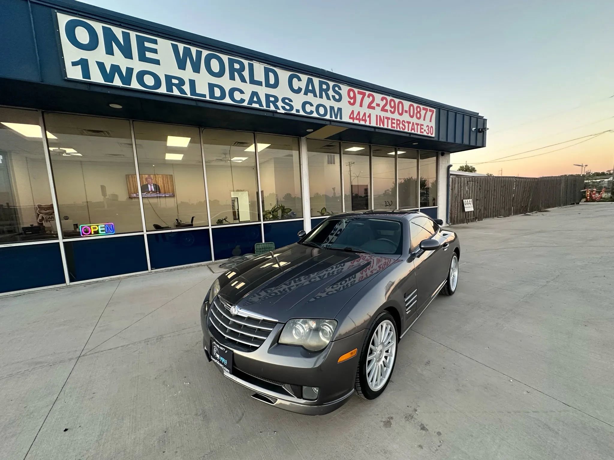 Used 2005 Chrysler Crossfire SRT-6 image 1