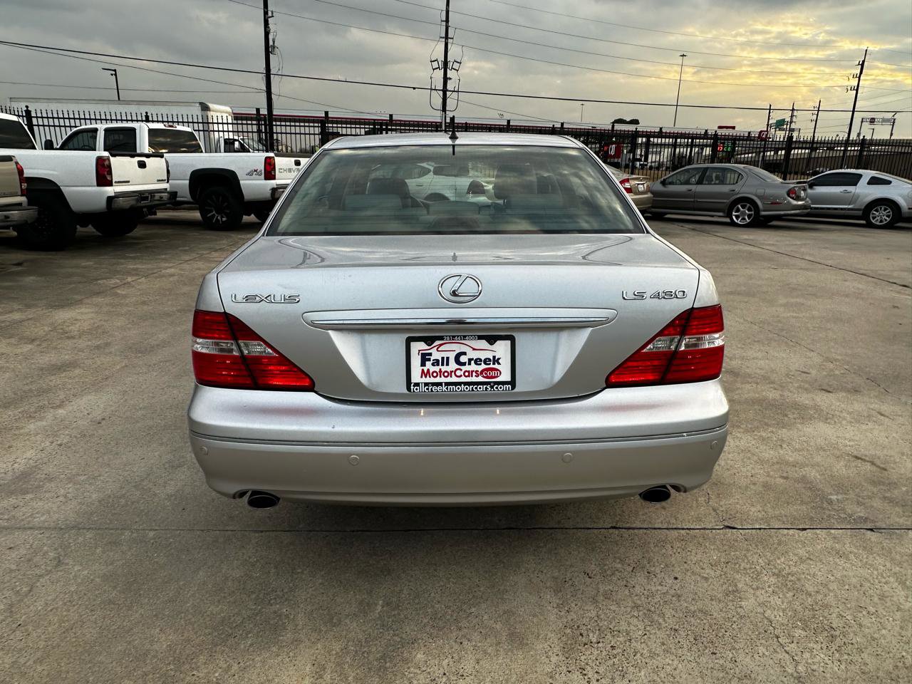 Used 2004 Lexus LS 430 RWD image 4