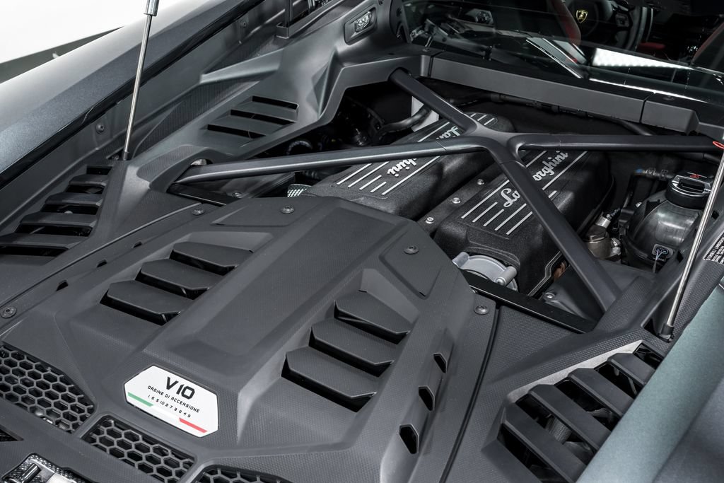 Used 2021 Lamborghini Huracan EVO RWD image 54